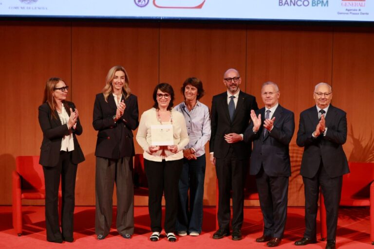 80 anni Confcommercio: oltre 400 riconoscimenti a imprese storiche e dirigenti Confcommercio Genova