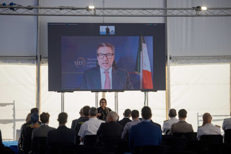 Giorgetti a Seafuture: «Difesa occasione per lo sviluppo tecnologico e l’occupazione”