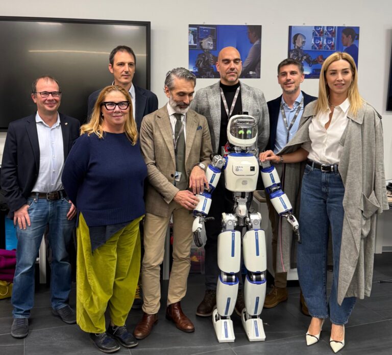 Salis e Bruzzone visitano l’Iit, la sindaca: «Appello a fronte comune per scongiurare tagli», annunciato il parco