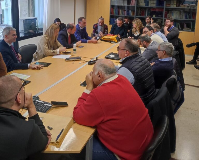 Crisi Amt, i sindacati: “A novembre assicurati stipendi e pagamento fornitori”