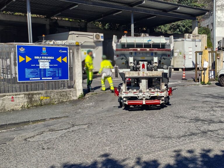 Arenzano, il centro di raccolta Amiu apre a nuove tipologie di rifiuti
