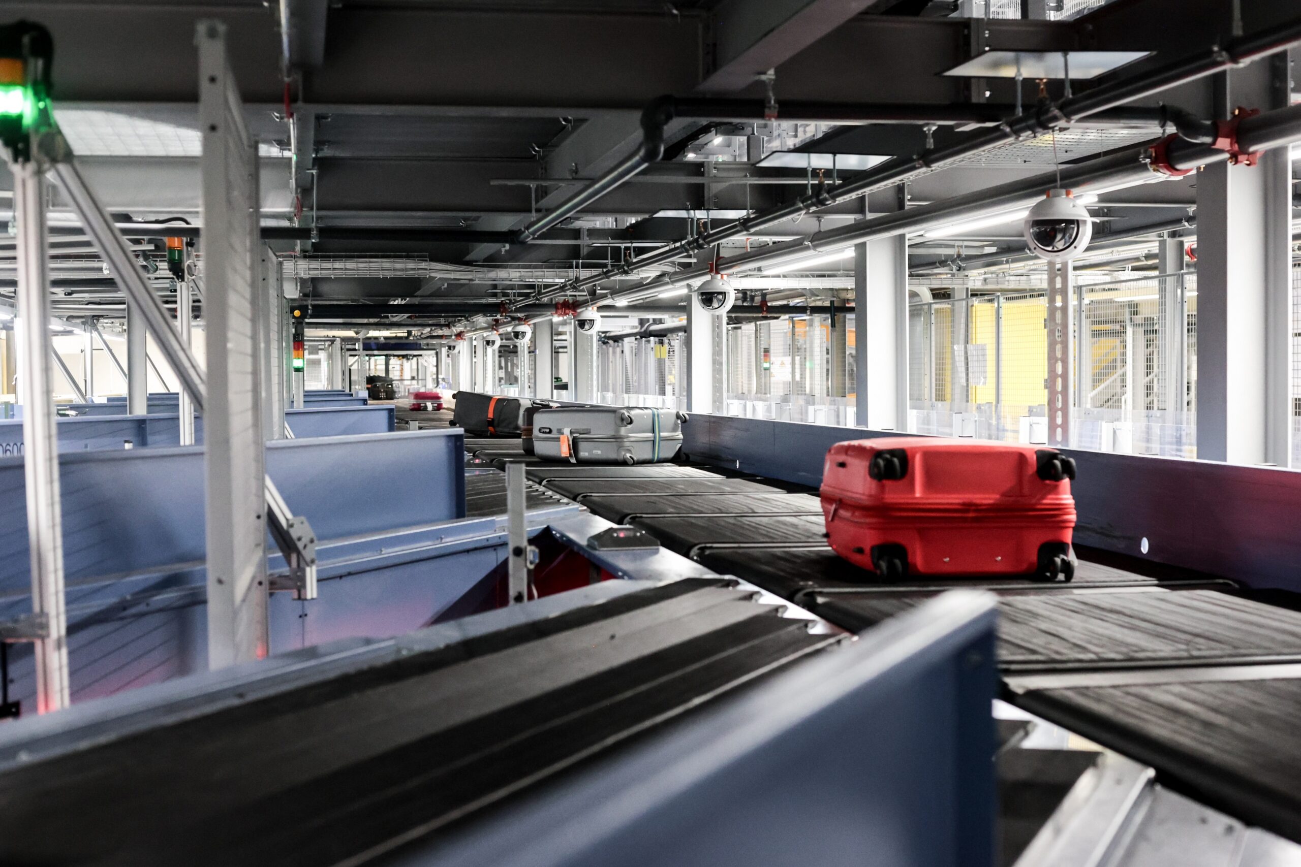 Leonardo, innovazione genovese in due contratti per oltre 120 mln di dollari in aeroporti Usa