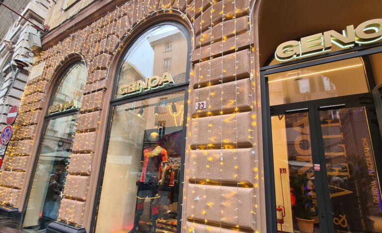 Genoa Store in piazza Banchi, investimento da oltre un milione