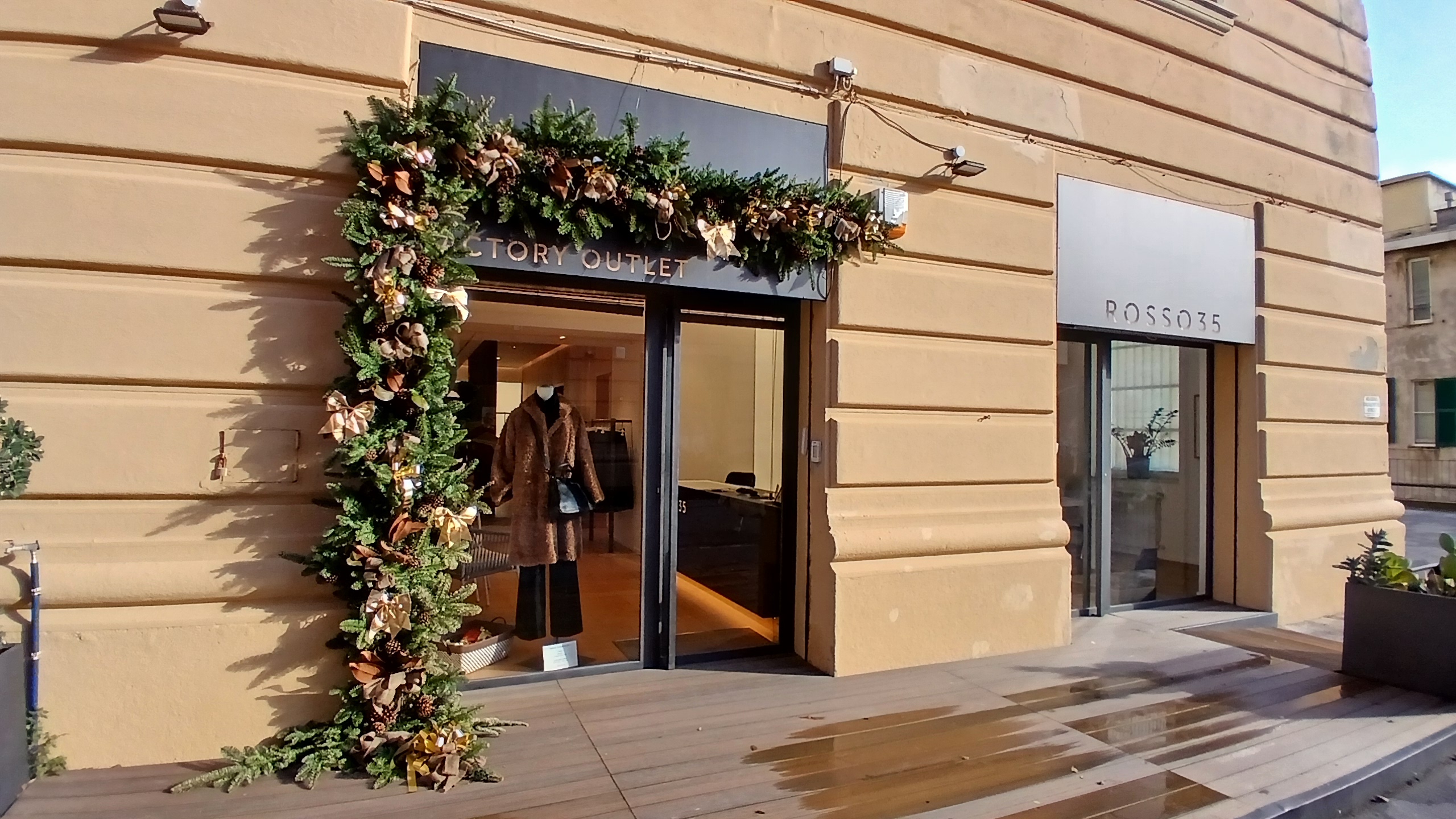 Rosso35, rinnovato l’outlet dell’azienda sartoriale che esporta in 40 paesi del mondo