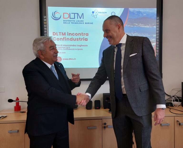 Delegazione di Confindustria La Spezia in visita nella sede del Dltm