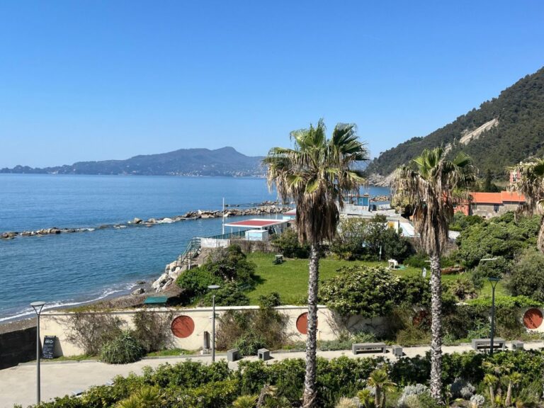 A Chiavari una nuova piazza sul lungomare a Preli: lavori per 1,2 mln