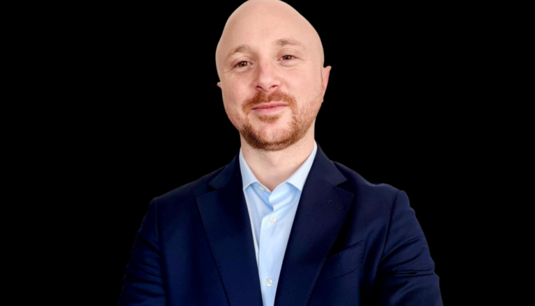 Diego Borroni Headshot (1)