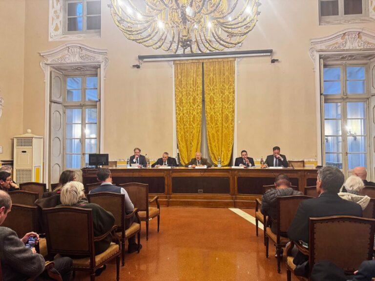 tavolo intelligence camera commercio socint