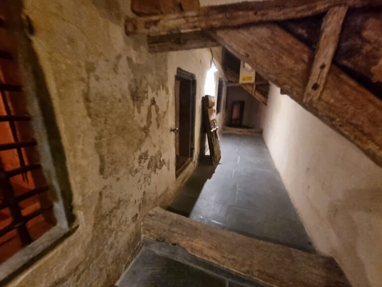 Torre Grimaldina prigioni