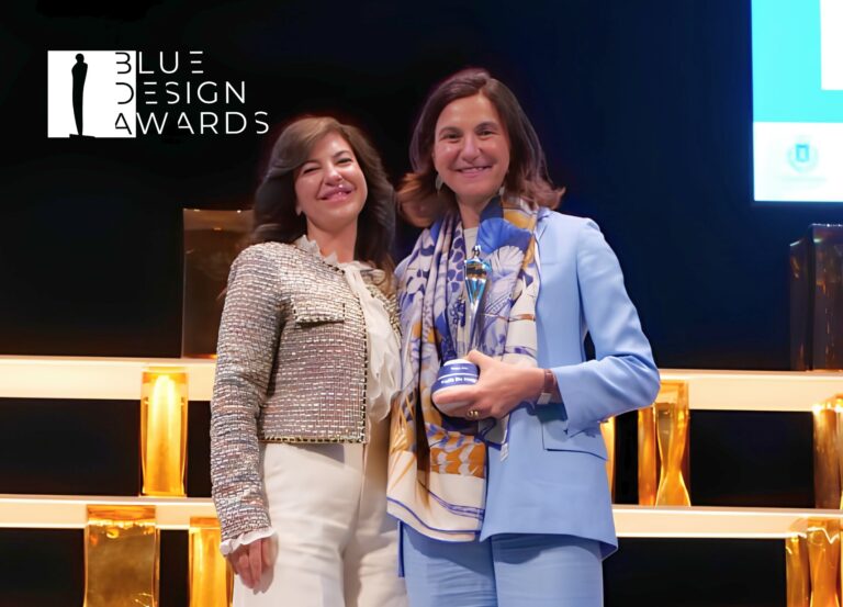 Giovanna Vitelli premiata imprenditrice dell'anno Blue Design Awards 2026
