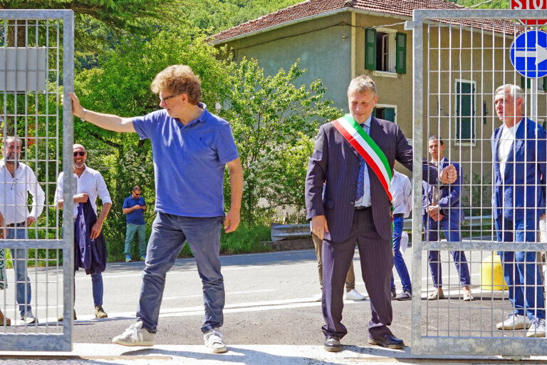 Inaugurazione CDR Fascia_ Sindaco Marco Gallizia e Direttore generale Amiu Roberto Spera