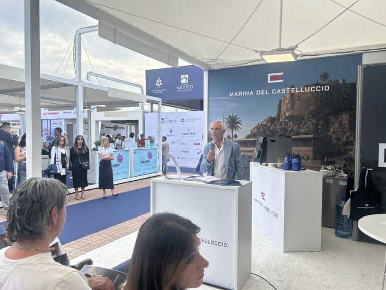 Presentazione del progetto Marina del Castelluccio al Salone Nautico di Genova