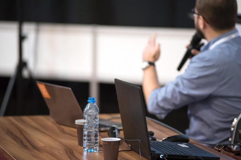 Foto: AS_Photography / Pixabay – Intelligenza artificiale nella Blue Economy: incontro a La Spezia il 28 ottobre